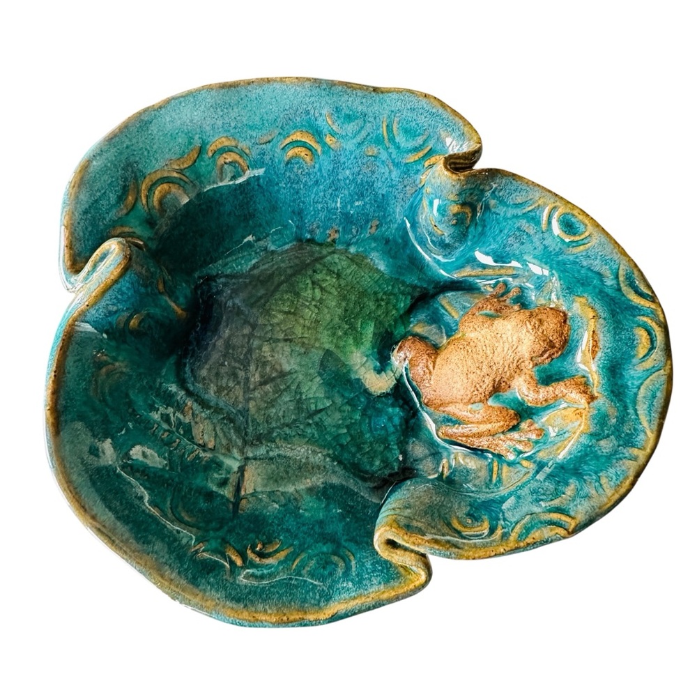 Lake Erie Beach Handmade Pottery Bowl Shaped Like a Lily Pad with a Small Frog